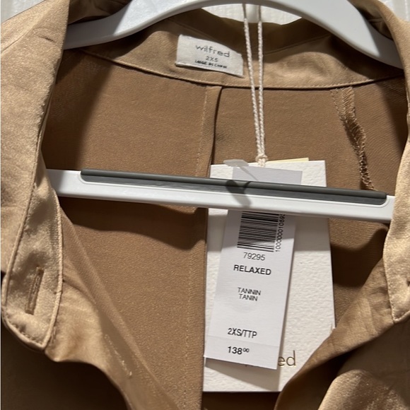 Aritzia Wilfred Relaxed Fit Blouse - Picture 3 of 4